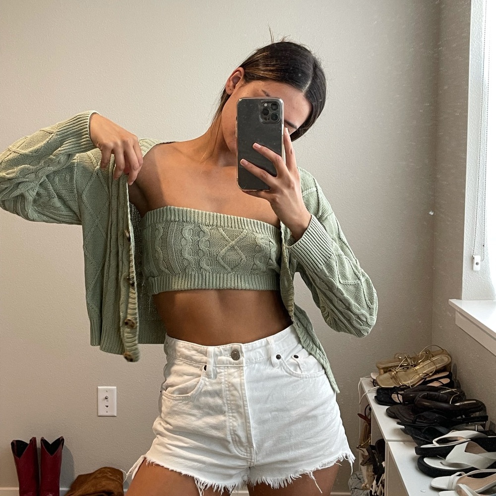 Cardigan set - Picture 3 of 3